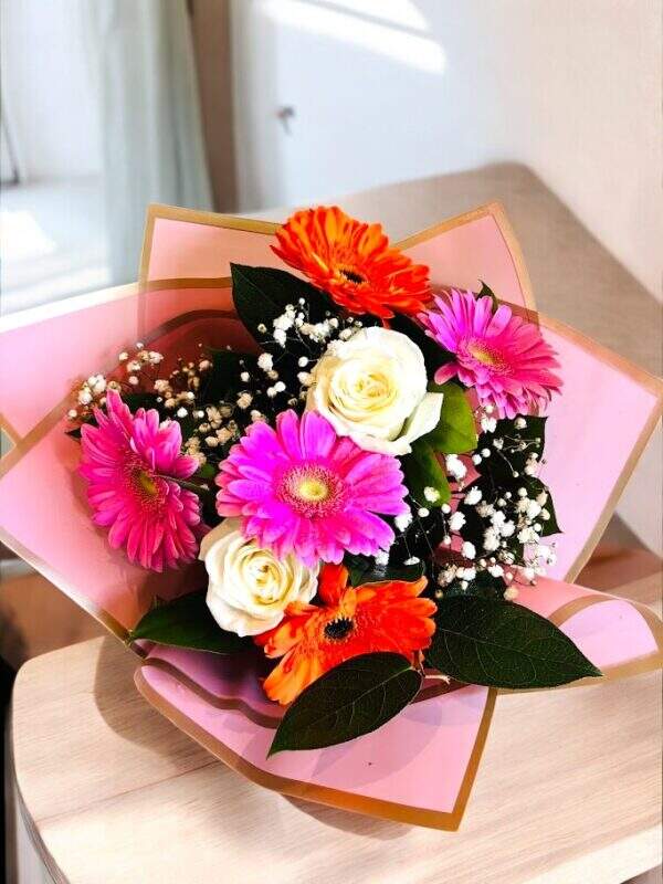 md181 Online flower shops
